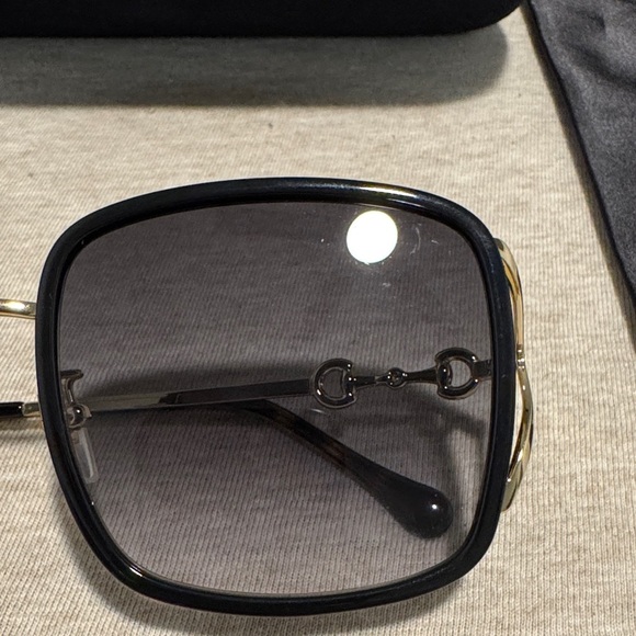 Gucci Black Sunglasses with Gold Accents - Picture 5 of 6
